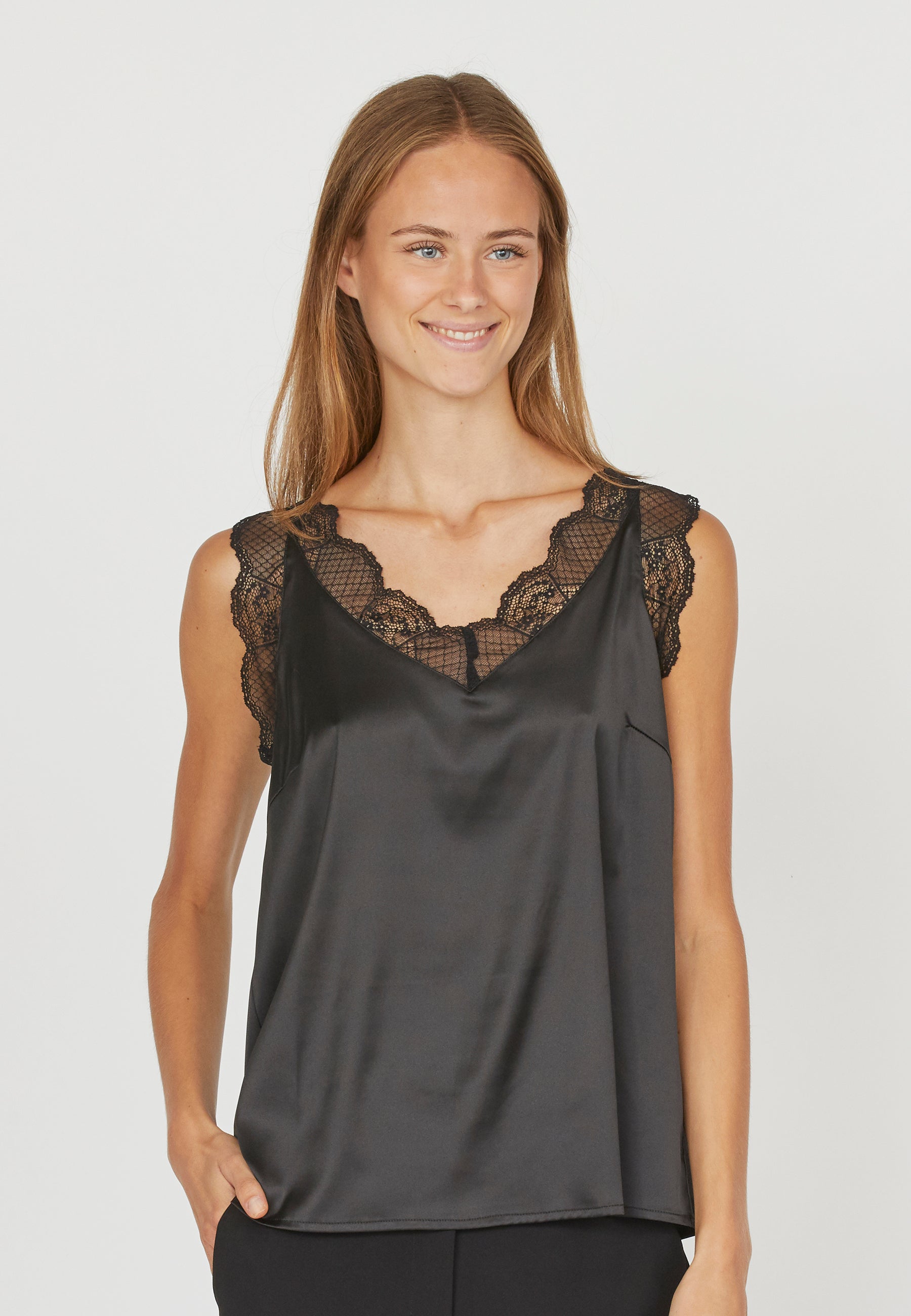 Sisters Point Vara Top - Black