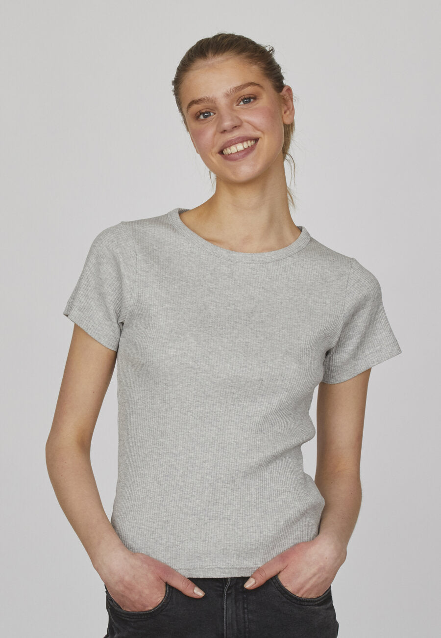 Sisters Point Eike Shortsleeve - Light Grey Melange